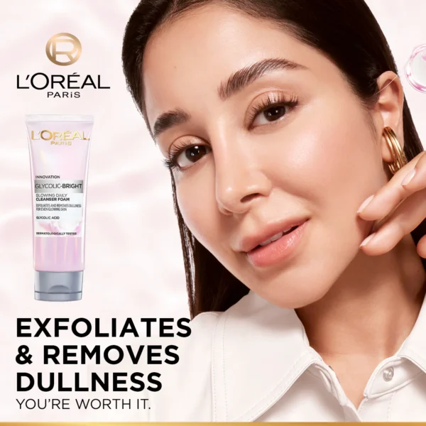 L'Oreal Paris Glycolic Bright Glowing Daily Cleanser Foam - Image 3